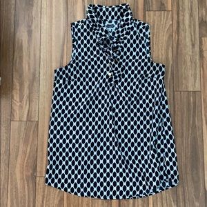 Mud pie black and white top